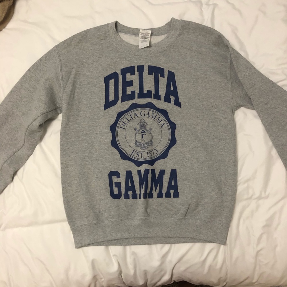 Delta Gamma crest sweatshirt